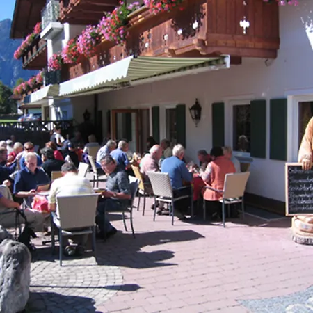 Post 4* Bach (Tyrol)