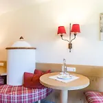 Hotel Post 4*