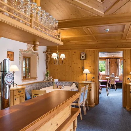 Post 4* Bach (Tyrol)