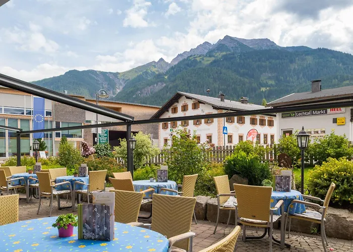 Hotel Post Bach (Tyrol)