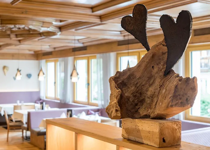 Post Hotel Bach (Tyrol)