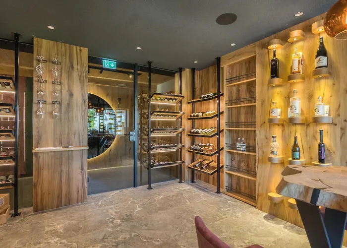 Hotel Post Bach (Tyrol)