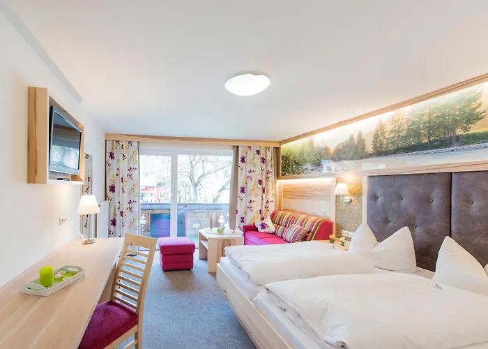 Post Hotel Bach (Tyrol)